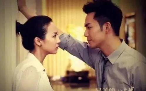 实习生向我勒索拜年红包，我反手送她打脸一条龙