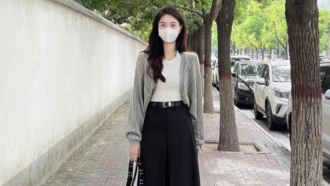 夏季女生阔腿裤搭配思路：凉爽与时髦可以兼得
