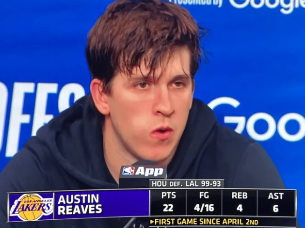 NBA季后赛，湖人以（3）93-99（2）不敌火箭。
赛后奥斯汀-里夫斯评价本场