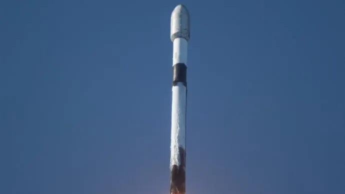 中国商业火箭和马斯克的猎鹰9号谁更有优势？