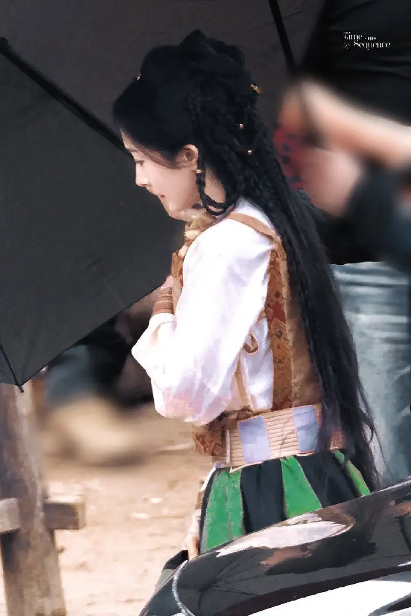 杨幂《江山大同》路透曝光 穿鲜卑服饰充满异域风情