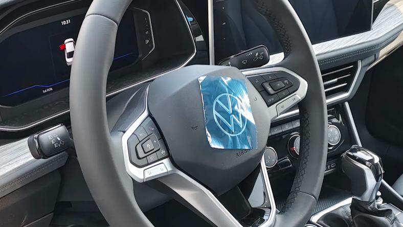 配置不如国产？26款速腾标配12.9寸大屏，2731mm轴距，合资也内卷