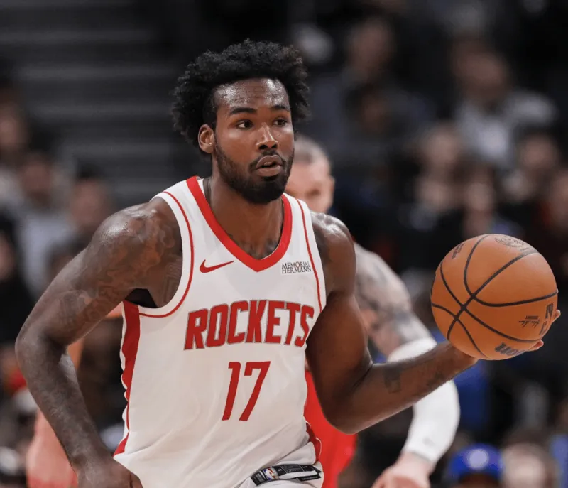 NBA常规赛火箭主场对阵湖人的比赛已经结束。全场战罢，火箭以116-124不敌湖