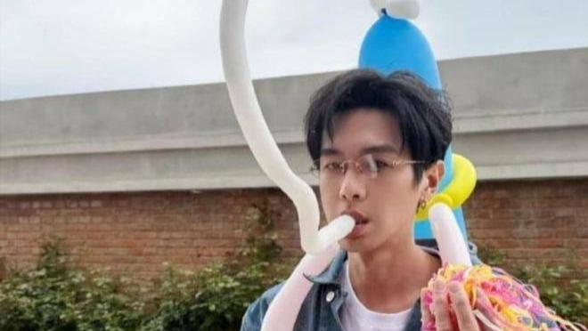 张若昀唐艺昕女儿六岁生日，意外穿搭惊艳众人！
