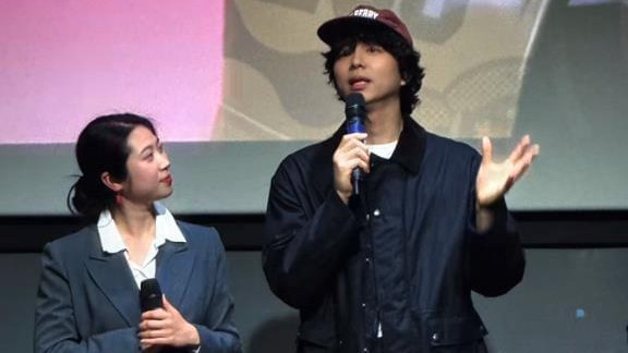 孔刘近期素颜照片引热议