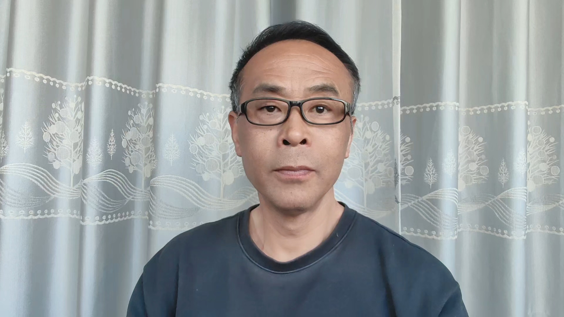 普通人做自媒体，如何赚到钱