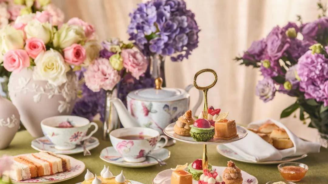 承百年英伦茶仪，谱春日美馔序章上海新天地朗廷酒店联袂WEDGWOOD焕新呈献「花间绮丽」经典下午茶