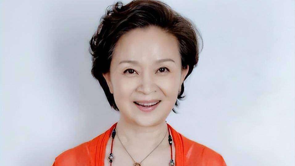 67岁的刘莉莉如今在日本过着令人艳羡的养老生活