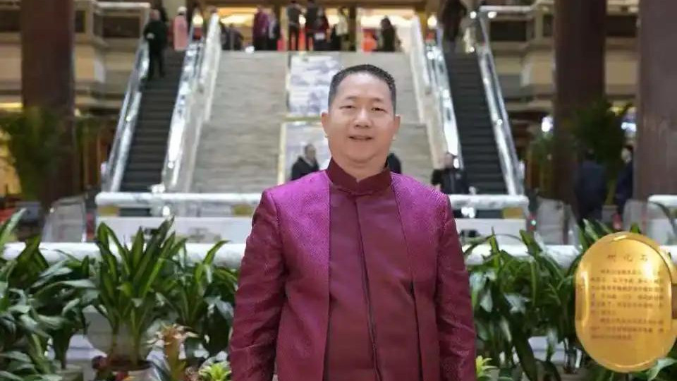 时代面孔 | 曾亢：以教育之光点亮文化自信的时代火炬