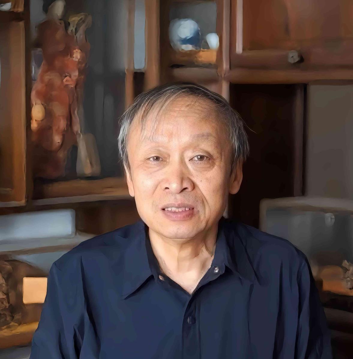 项立刚与王小东，两个网红争论不休，还是谁都不服谁，看了下两个人的简历，觉得非常有