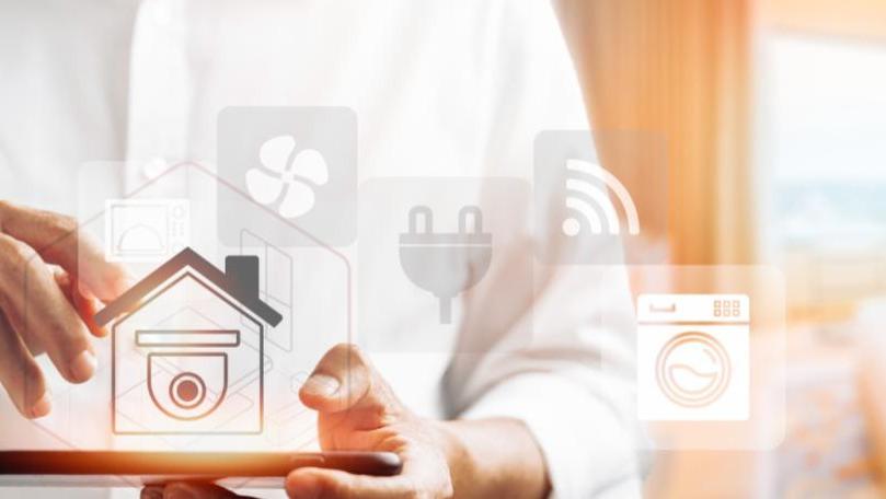 一个APP管全部家电来了，一个遥控器管全部还会远吗？