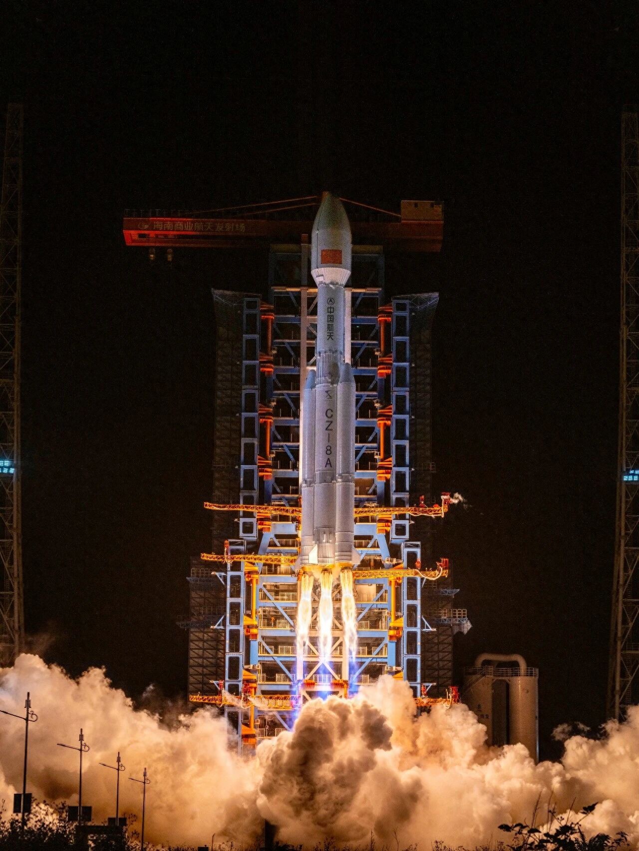 星座组网专列长征八号甲为中国巨型星座再添一组卫星！