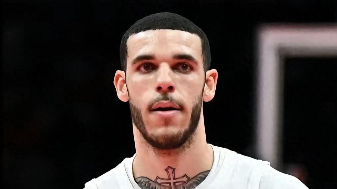 曝鲍尔被交易后又被裁掉，球迷喊话火箭快出手！