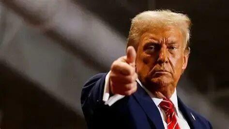 特朗普一句话炸裂！乌克兰159艘军舰“已沉”，全世界都惊呆了！