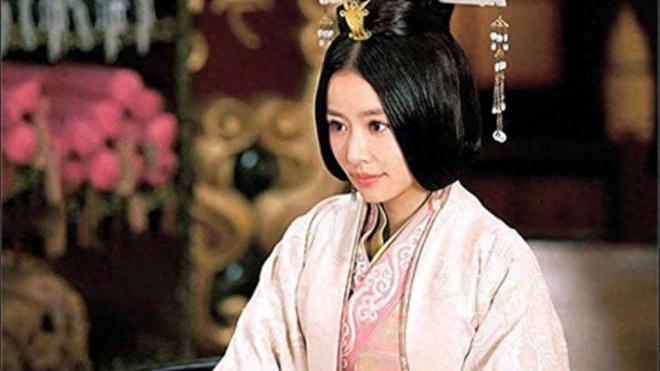 娶妻当得阴丽华，得偿所愿的刘秀有多爱她？其实很多事情细思极恐
