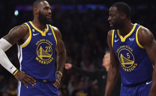 前NBA球员特雷西-麦克格雷迪在一档布朗节目中认为勒布朗-詹姆斯可能加盟勇士。