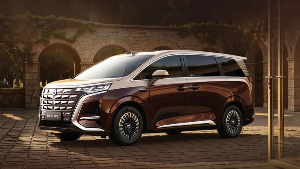 二代刀片电池首搭MPV：第二代腾势D9的充电速度有多快？