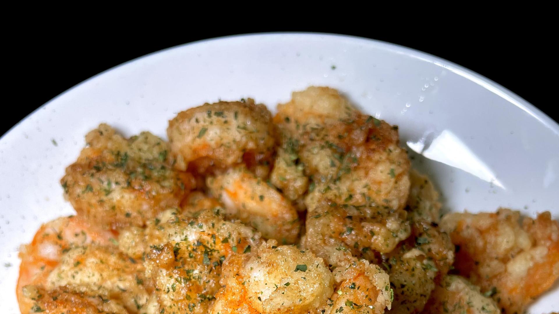 10分钟椒盐虾～Q弹又酥脆，厨房小白也能做