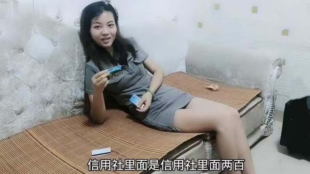 农村穷小子娶越南美女，担心妻子出轨每天坐卧不安，不敢出去打工
