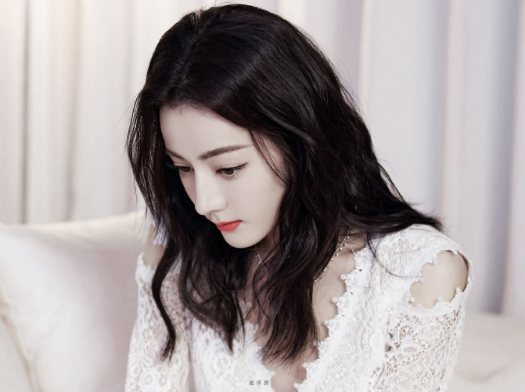 仙女下凡实锤！热巴美貌认证