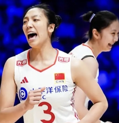 中国女排变了，变在不再是一套人马打天下，变在每个队员都有上场表现发挥的机会，变在