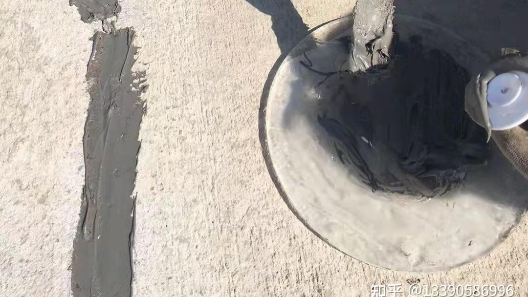 自动低压灌浆技术修复混凝土细微裂缝