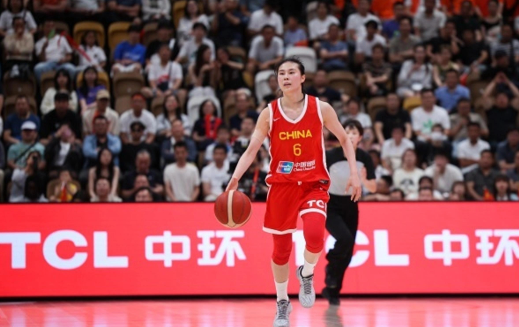 不容易！中国女篮艰难战胜南苏丹女篮，宫鲁鸣指导真该好好感谢他们二位。

本场比赛