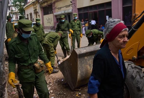特朗普称或“友好接管”古巴，美古局势持续升级