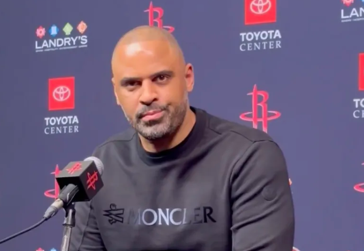 今日NBA常规赛，湖人将对阵火箭。

火箭主帅艾米-乌度卡接受了记者采访，乌度卡