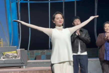 女人啊，不管你嫁谁，都不要丢失了自己的热爱 ～更不要为男人而改变自己，这一生我们