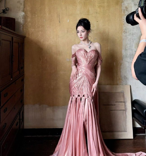 你是我从未想过放弃喜欢了一年又一年的人