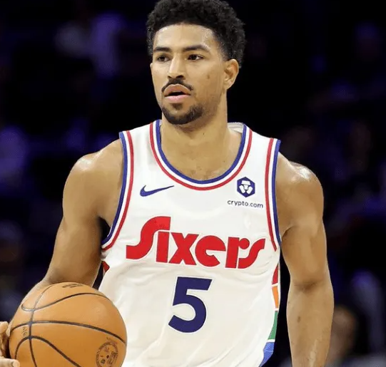 NBA季后赛，格兰姆斯接受了采访，谈到自己今晚大放异彩。
“纳斯教练一直强调要多