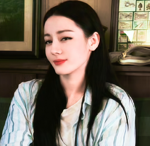 布料上织着你的气息，我披身便裹住岁月的余温