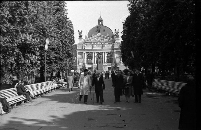 走，上班去！（1964年乌克兰利沃夫）