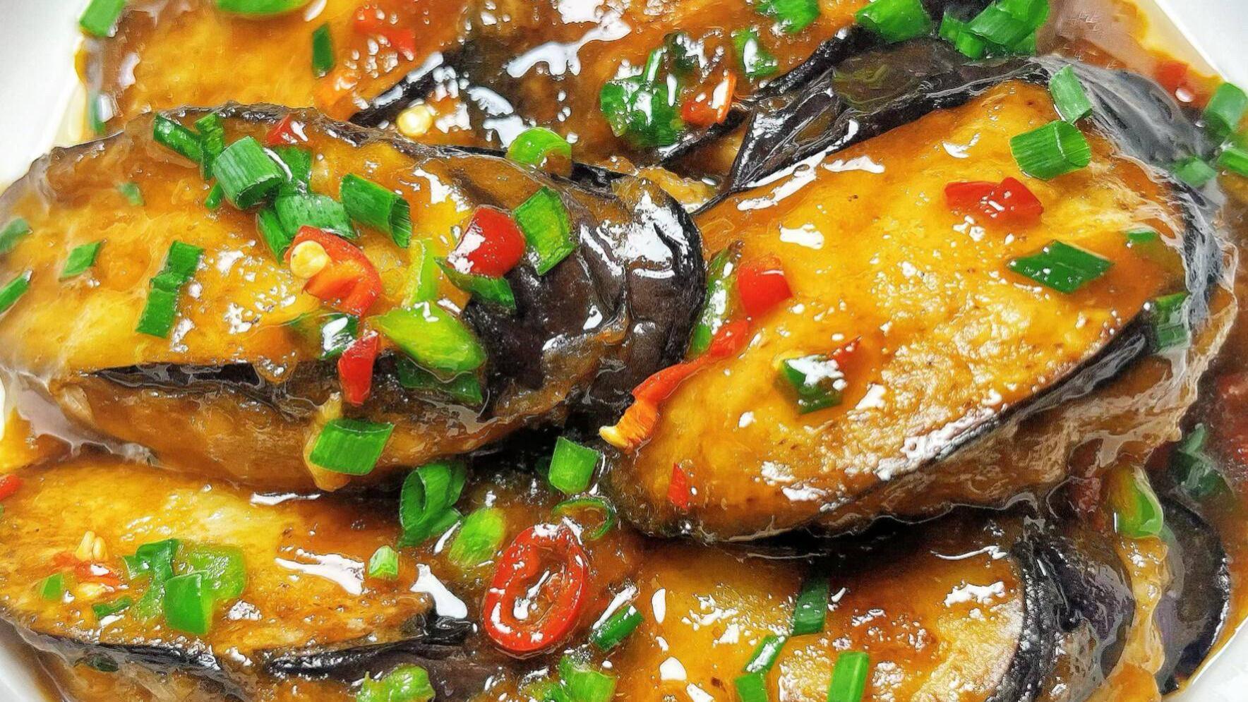 肉沫酿茄子：厨房里的温柔“陷阱”