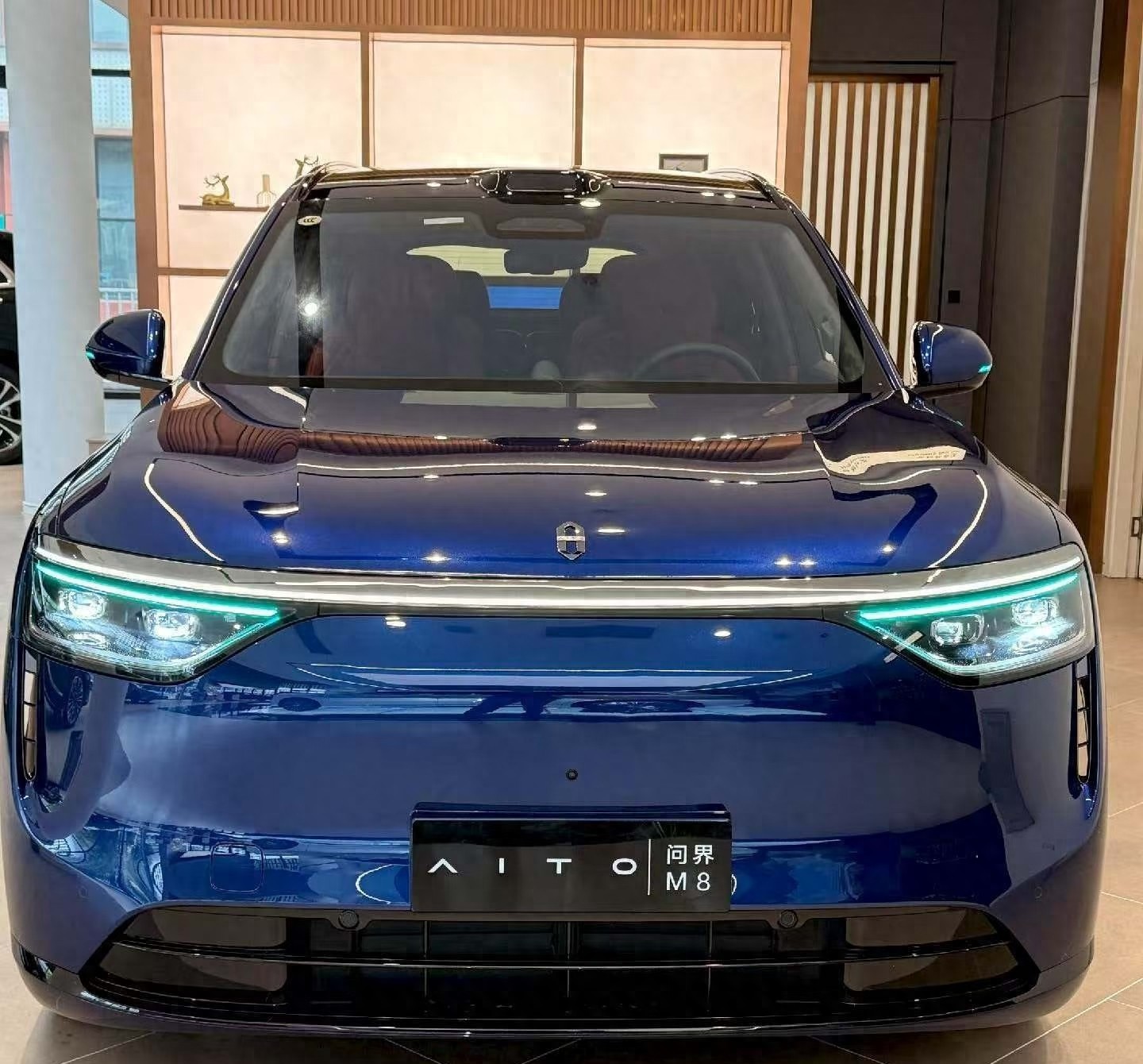 问界车主群里这两天吵翻天了。1万块升级896线雷达，有人说值，有人说坑。我仔细算