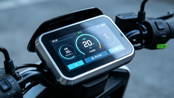 充电宝、电单车、摩托车仪表用串口显示屏怎么选？