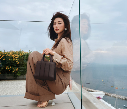 在复制粘贴的时代，你是手写的诗