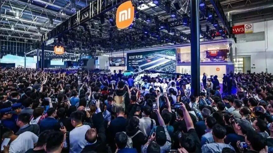 2026北京车展：有人穿着纸糊的裤衩，跳进了一池卸妆水里