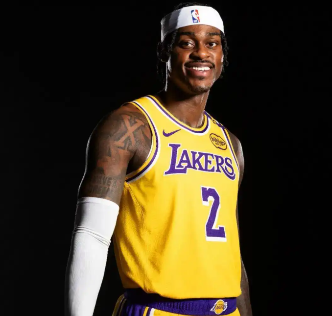 真要这么换湖人才是亏大了，范德彪大尺寸锋线，篮板抢断能力在锋线里面算上乘，文森特