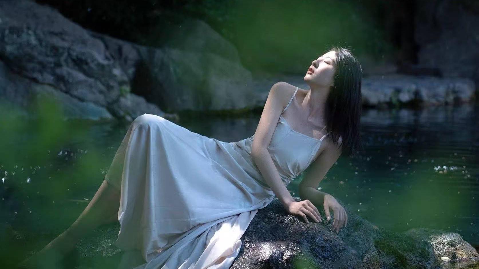 水瓶座：年一过，你的运气突然开始偏向你