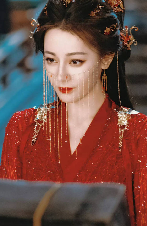 这个世界乱糟糟的，而你干干净净