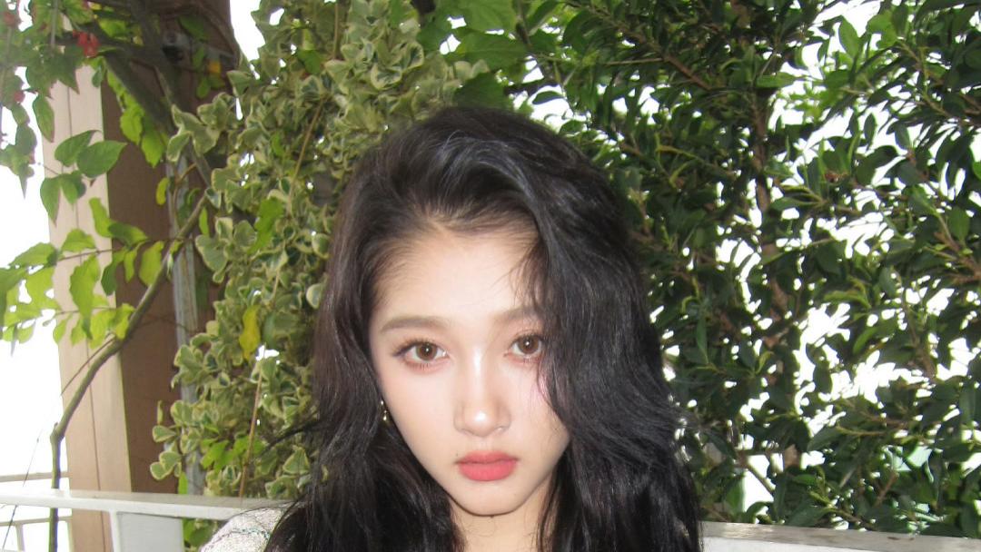 关晓彤河南春晚四季妆造！