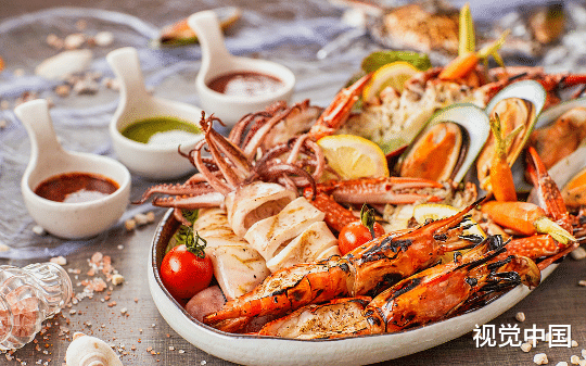 婆婆转账就装糊涂，要我五百块办五千海鲜宴？这次我直接摆烂