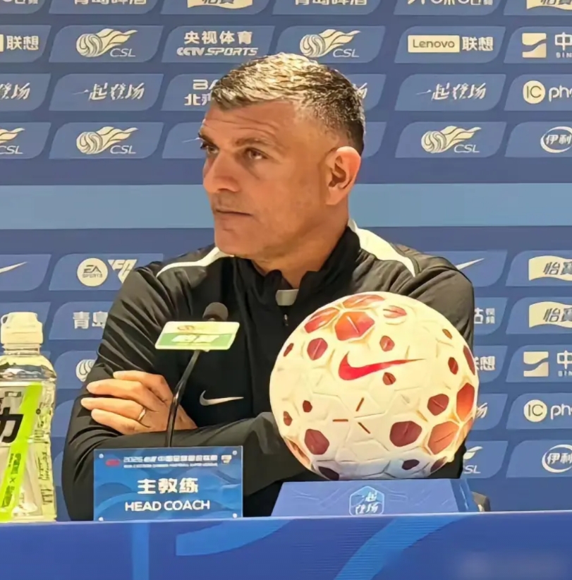 有人觉得中超还得搞金元足球，高薪请名教头，高薪招大牌球员，才会出好成绩。其实不然