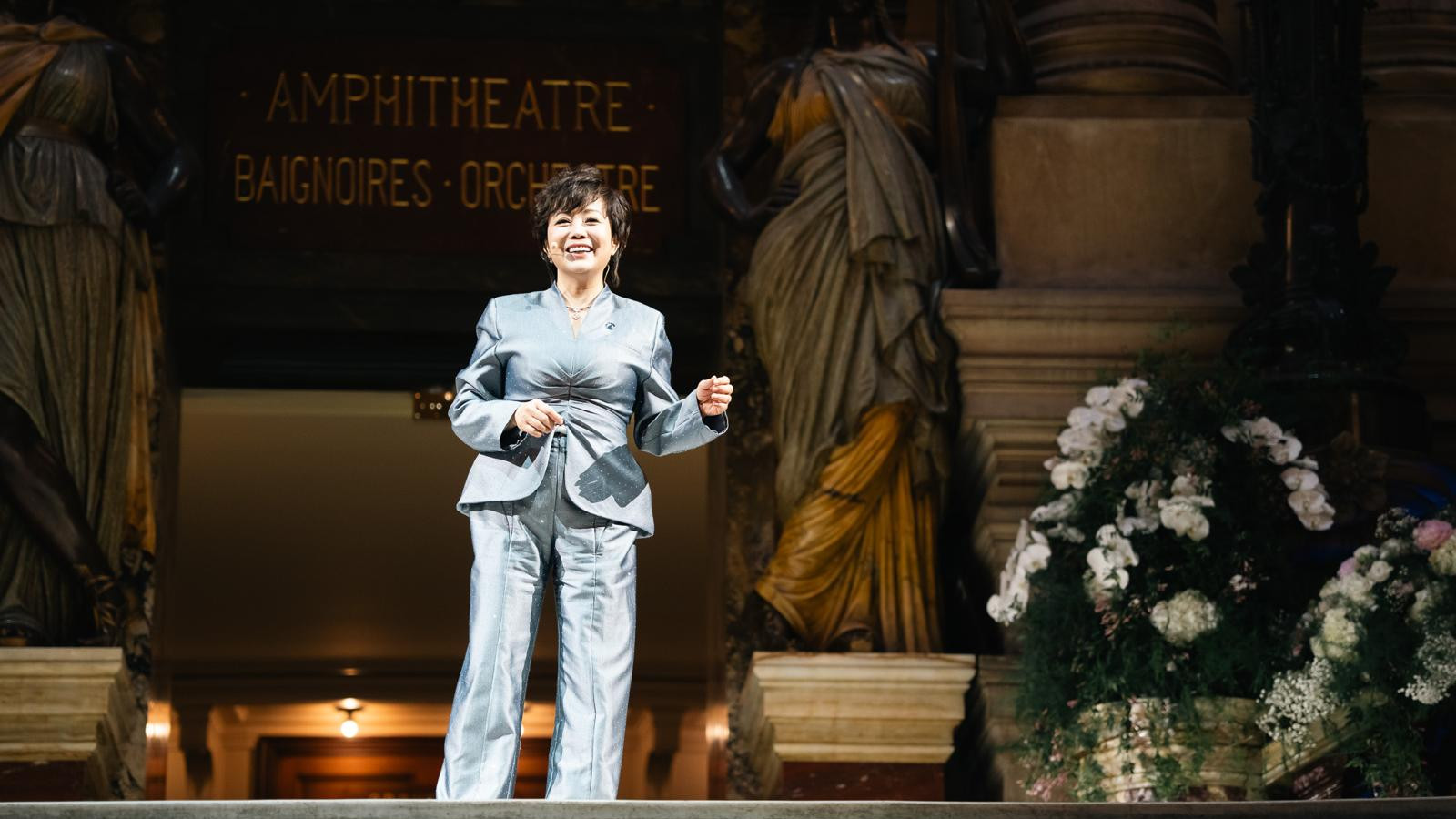 腾势巴黎歌剧院上市 科技新豪华正式启幕