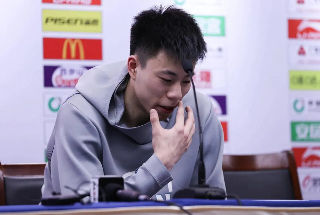 不论球迷如何非议，我始终认为张镇麟还是目前国内最好的3号位球员，攻防两端最好的小