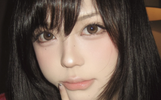 我考上清华全家却盼我死，养女姐姐把P的黄谣图片印在成绩单上，全家将我送进封闭学院虐待