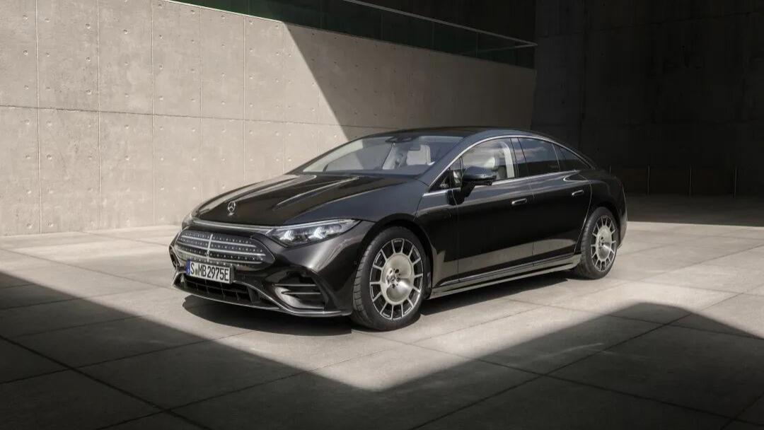 虽然卖得不好，但是奔驰EQS还是迎来了第二次改款