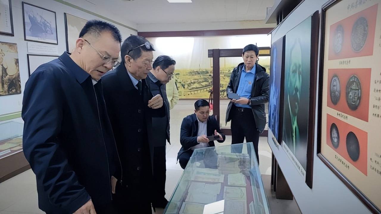 两会精神引领发展方向 “十五五”谋篇布局赋能民企转型——王仕军、岳伟新、王海涛一行赴枣庄调研企业高质